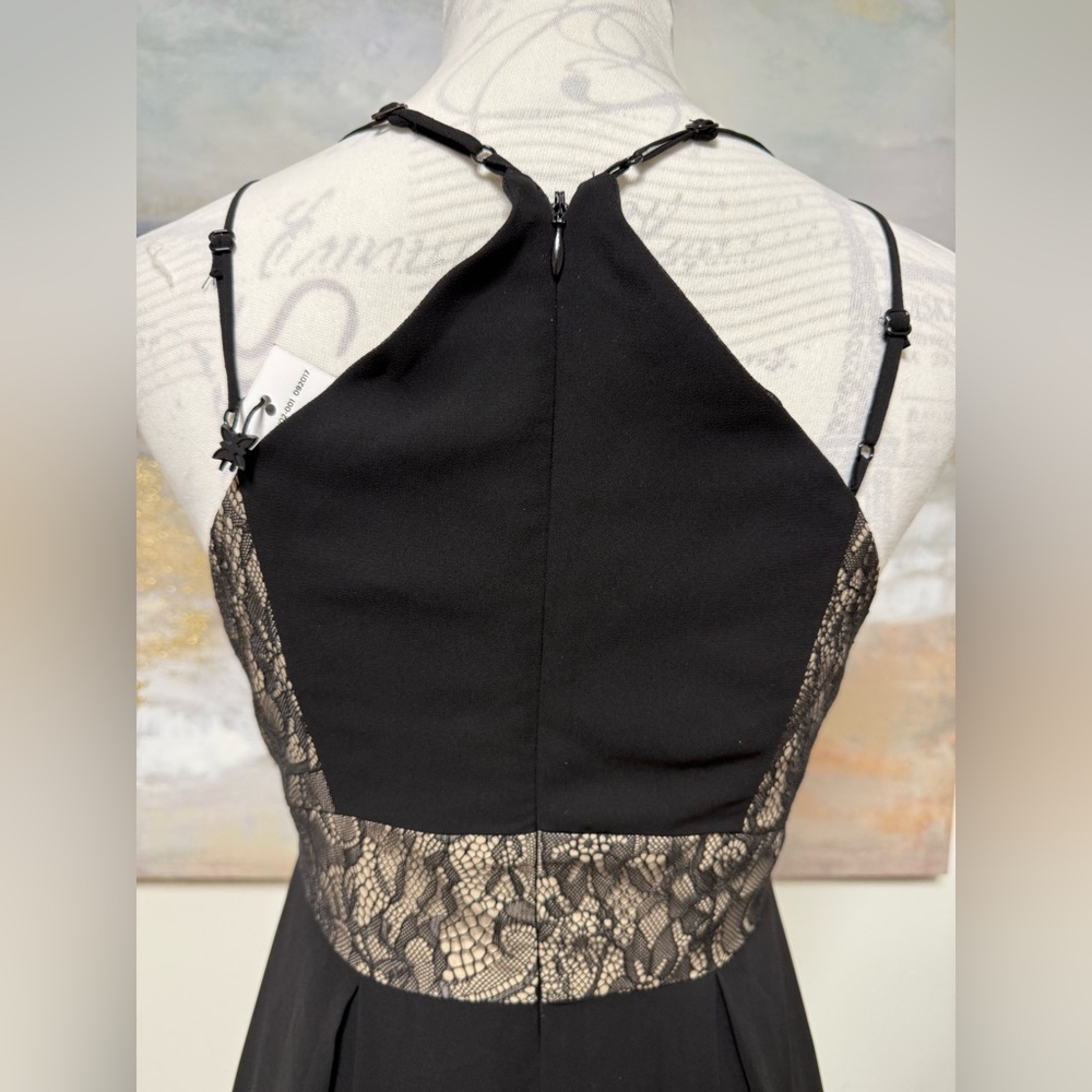 🥳🥳 BCBGeneration Maxi Dress, Lace, Spaghetti straps, Size 4 - Picture 2 of 10